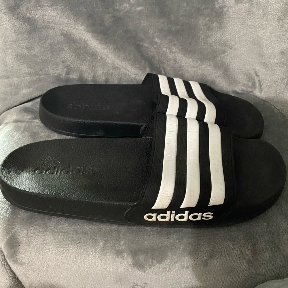 Adidas‎ Black and White Slides Mens Size 6 Slip On Summer Sandals